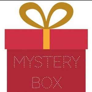UNDER ARMOUR MYSTERY BOX